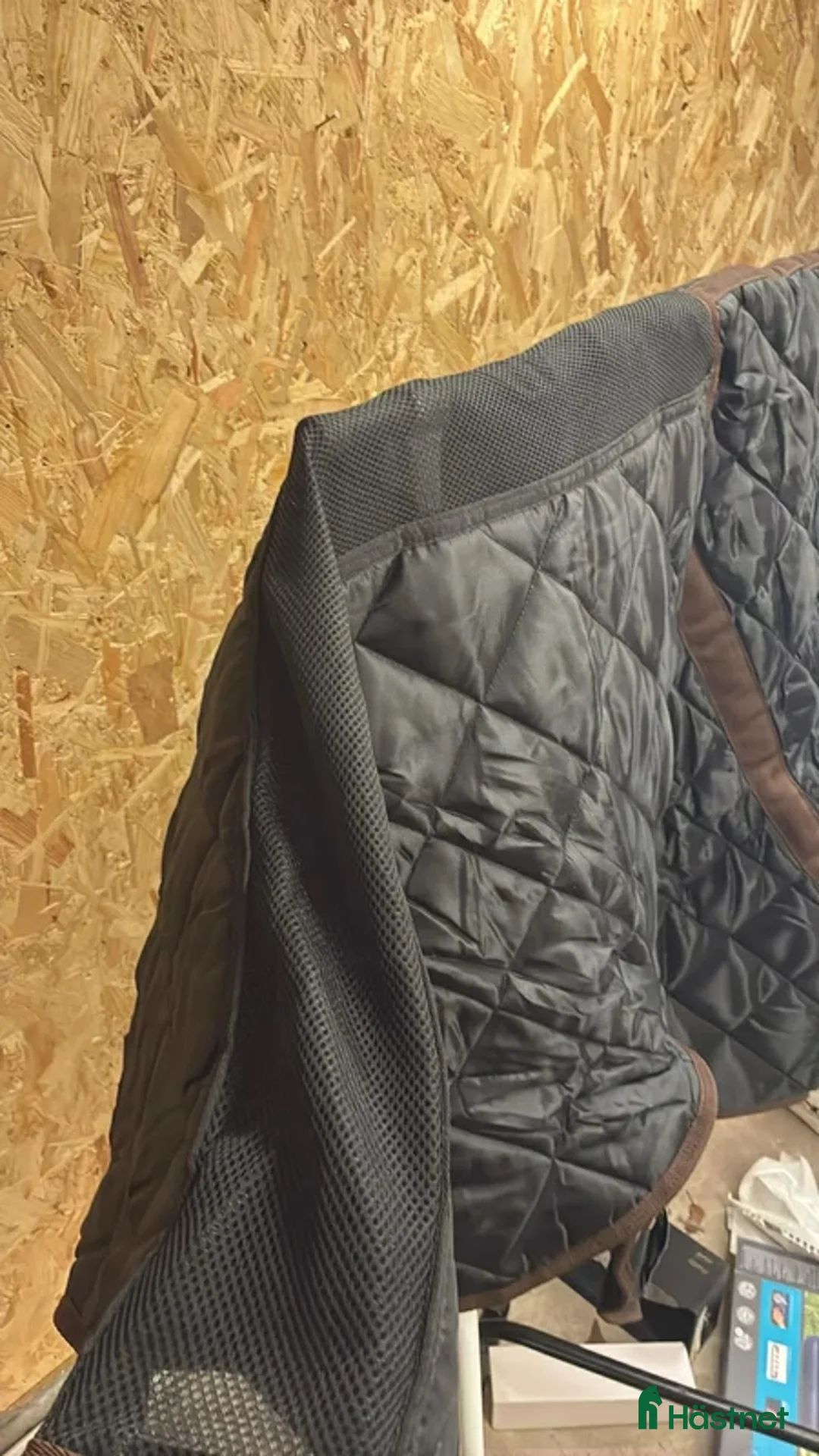 Täcken hästutrustning till salu: Catago stalltäcke med hals strl 155 – NYTT - Annons 3