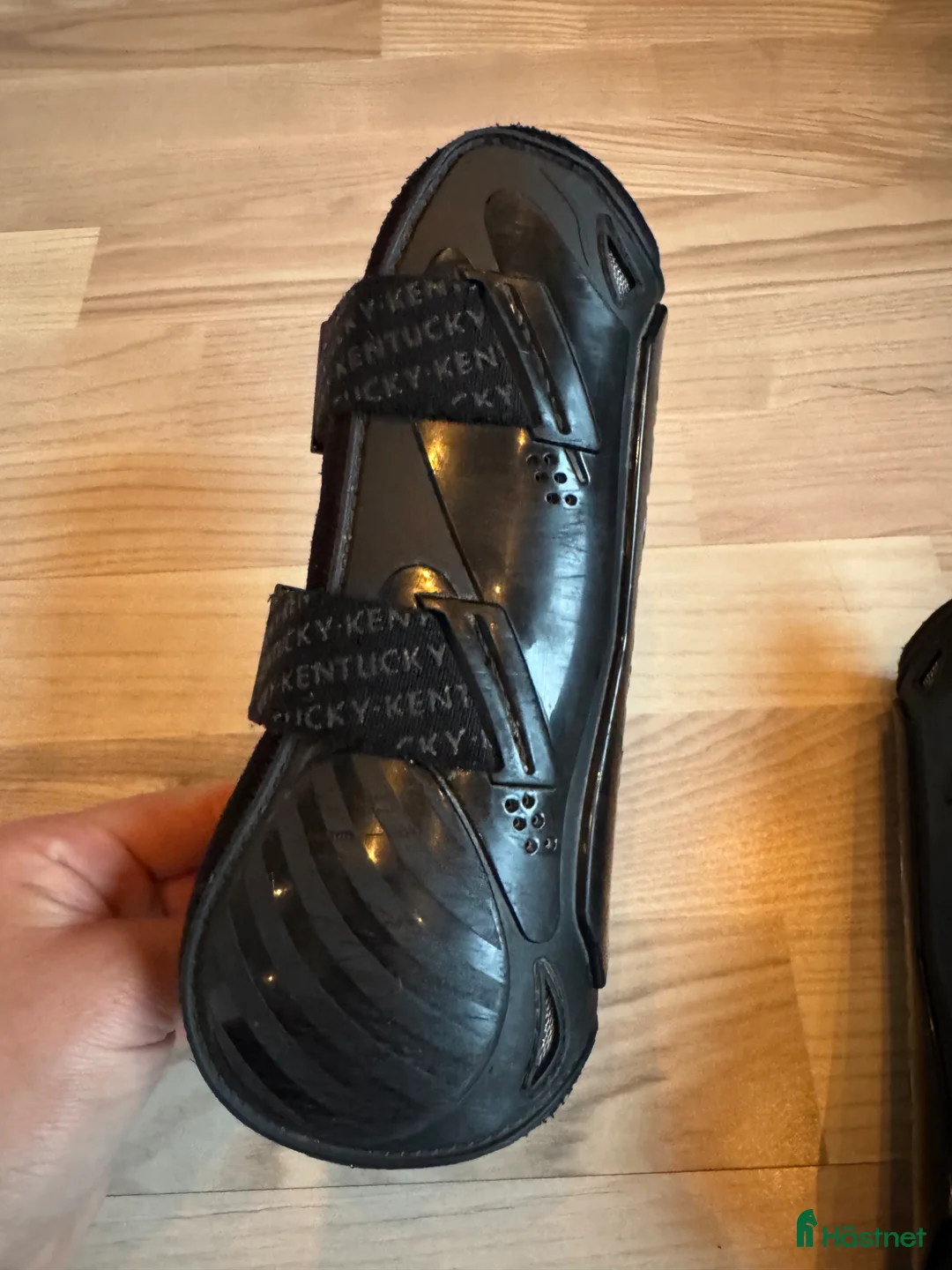 Benskydd hästutrustning till salu: Kentucky Bamboo shield small - Annons 2