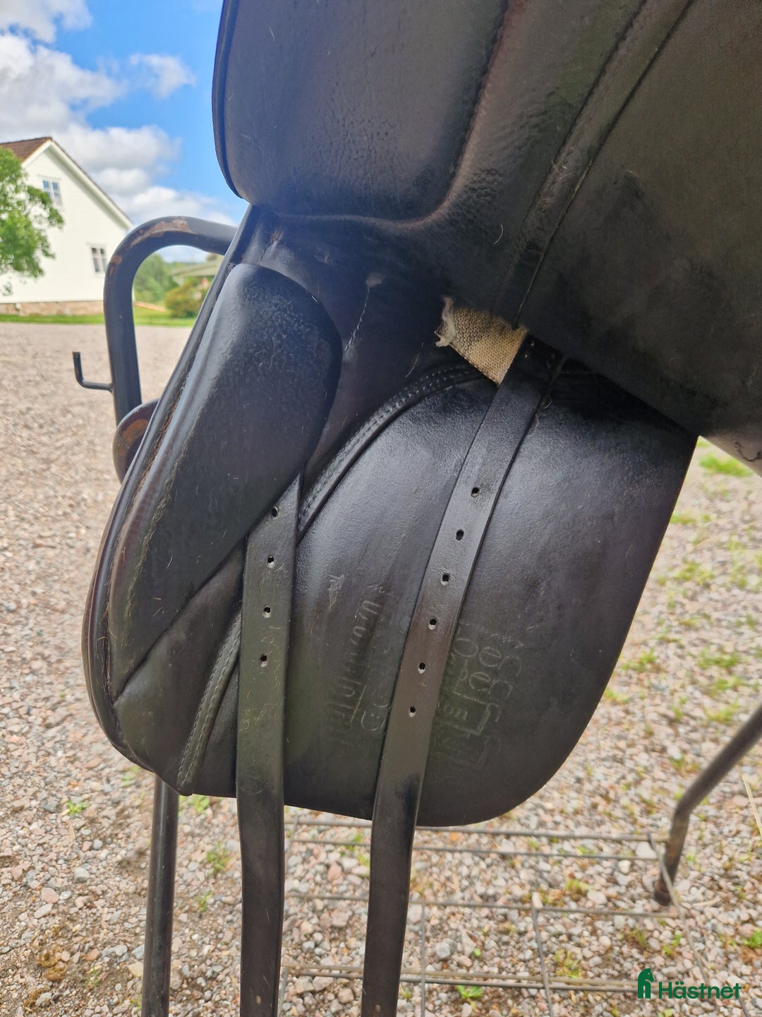 Sadlar hästutrustning till salu: Jättefin dressyrsadel  i Klässbol - Bild 6