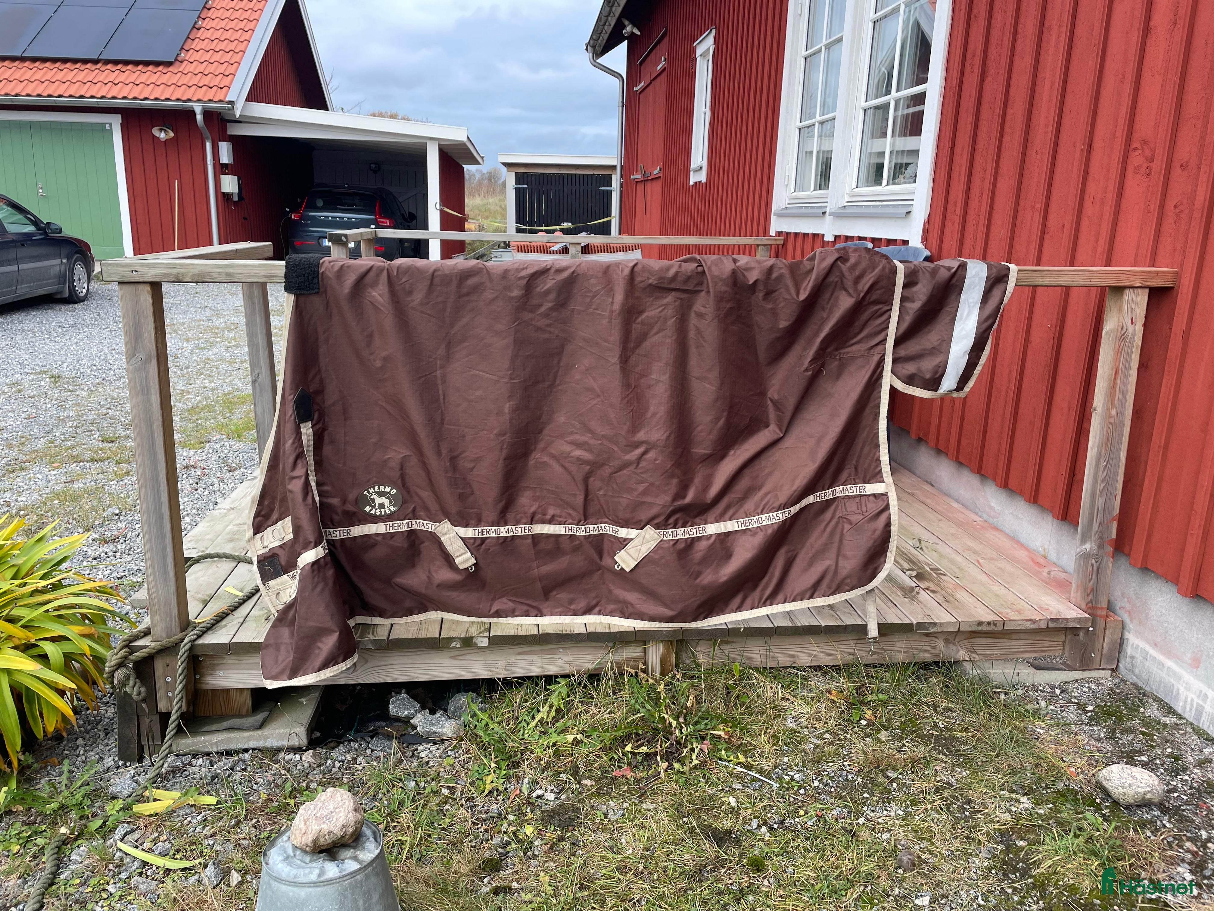 Täcken hästutrustning Oanvända täcken 0 gram - Annons 1