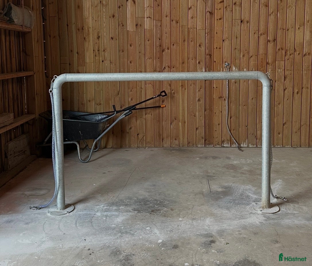 Stallinredning, stängsel & gård övrig utrustning till salu: Uppställningsbåge Myrby - Annons 12