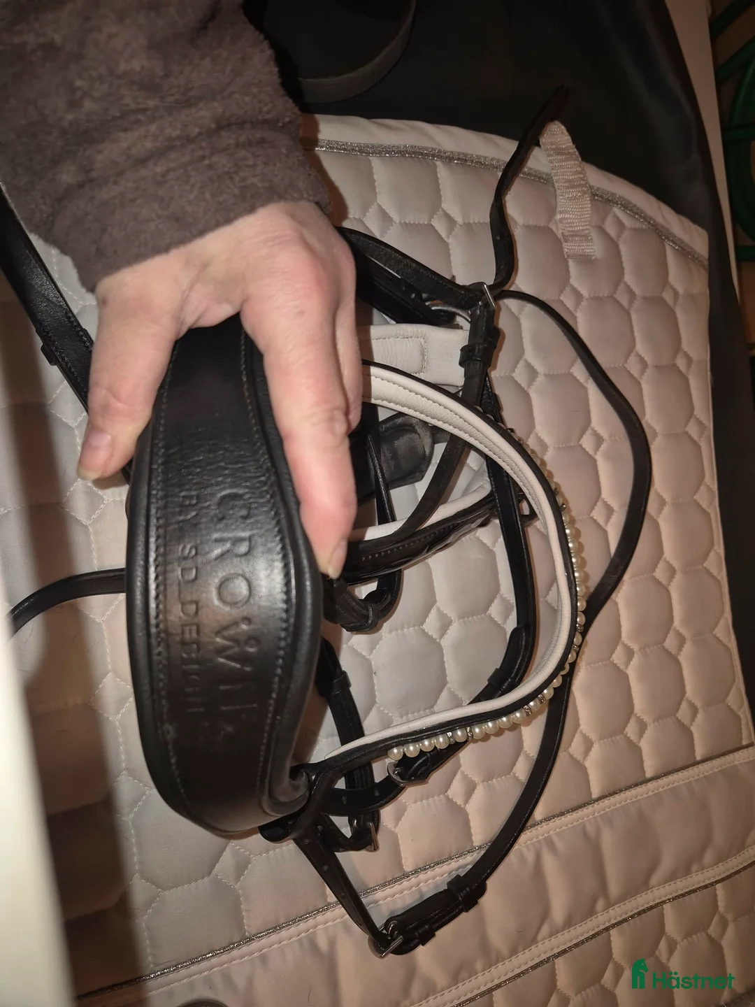 Träns hästutrustning till salu: Schabrak, träns o sadelbling i Kristinehamn - Annons 3