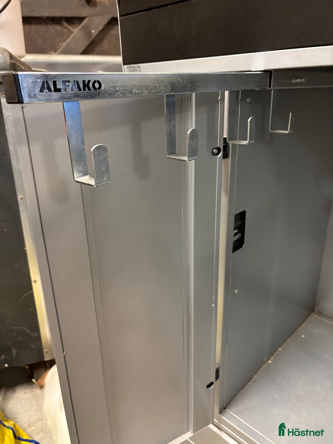 Övrig Hästutrustning hästutrustning till salu: Alfako Sadelskåp i nyskick i Klagstorp - Annons 3