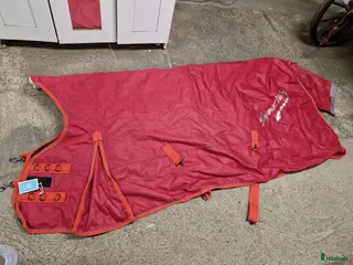 Täcken hästutrustning Rosa vintertäcke m halvhals helt nytt - Annons 14