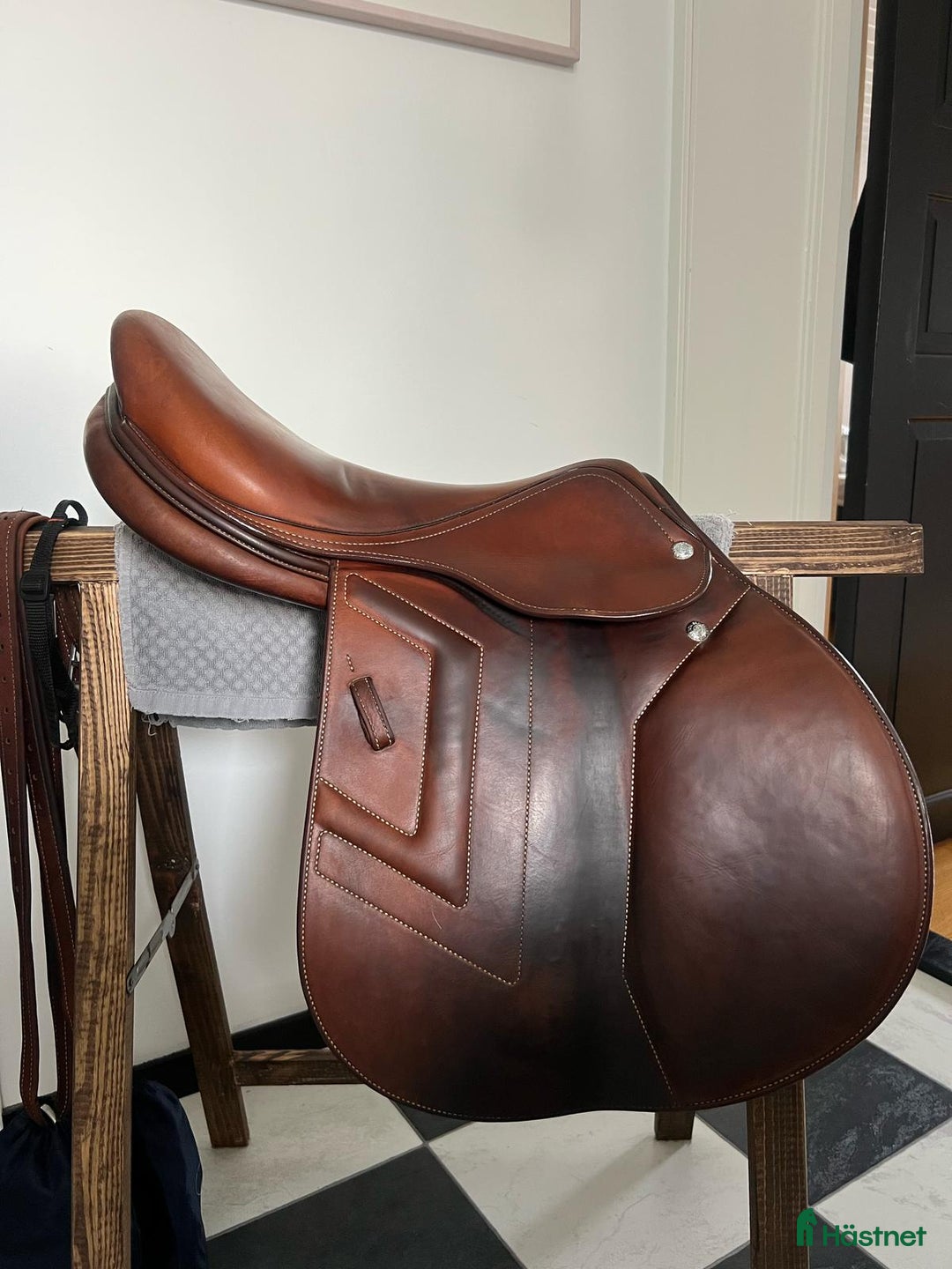 Sadlar hästutrustning till salu: Renaissance F2S i Köping - Annons 1