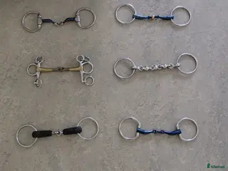 Bett hästutrustning Kvalitets bett till salu - Annons 4