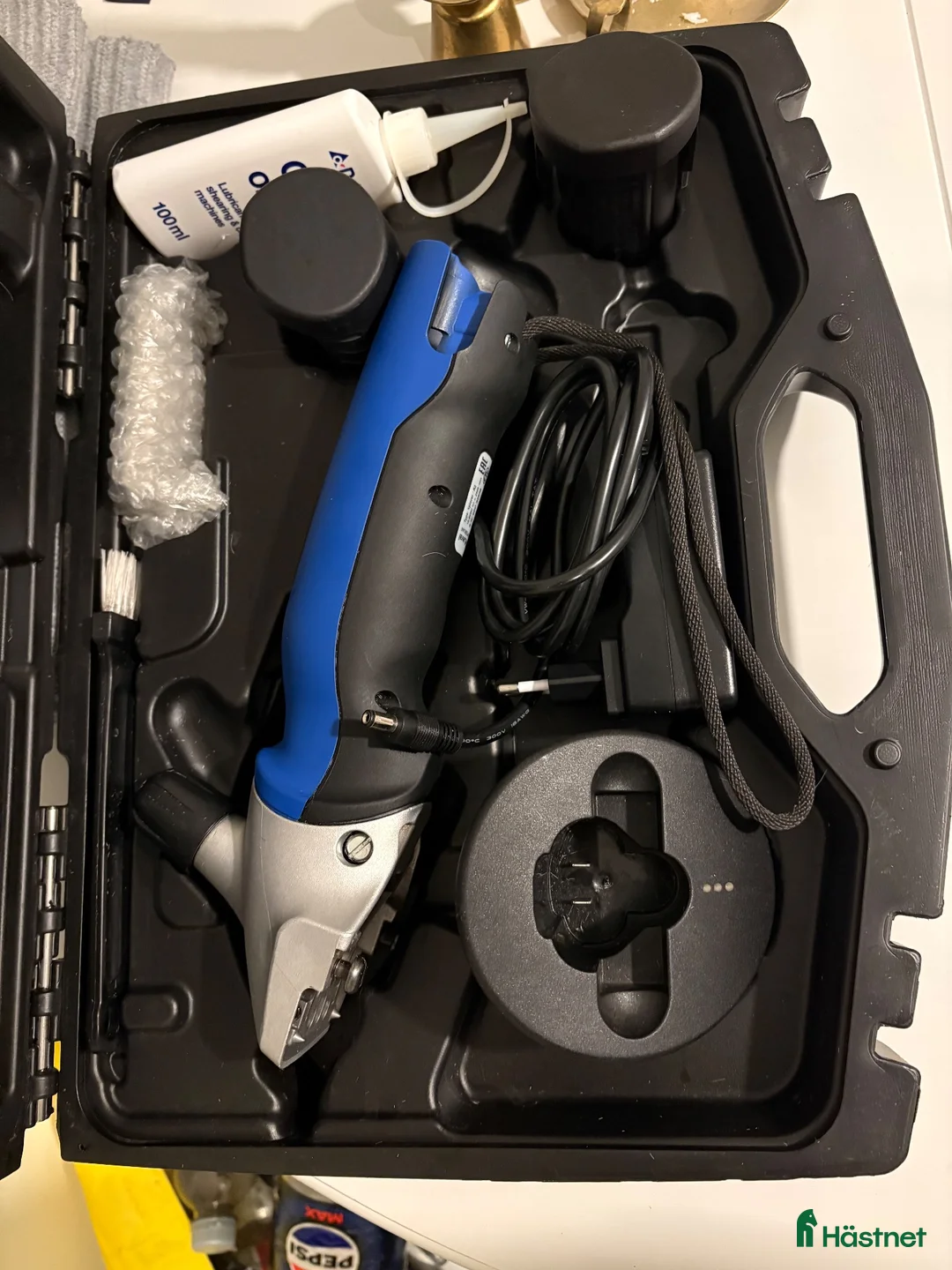 Övrig utrustning övrig utrustning till salu: De Laval R2, batteridriven klippmaskin - Annons 3