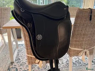 Sadlar hästutrustning Säljer min Hrimnir PRO sadel - Annons 3