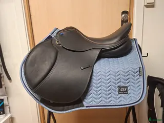 Sadlar hästutrustning Lippo Marcello - Annons 1