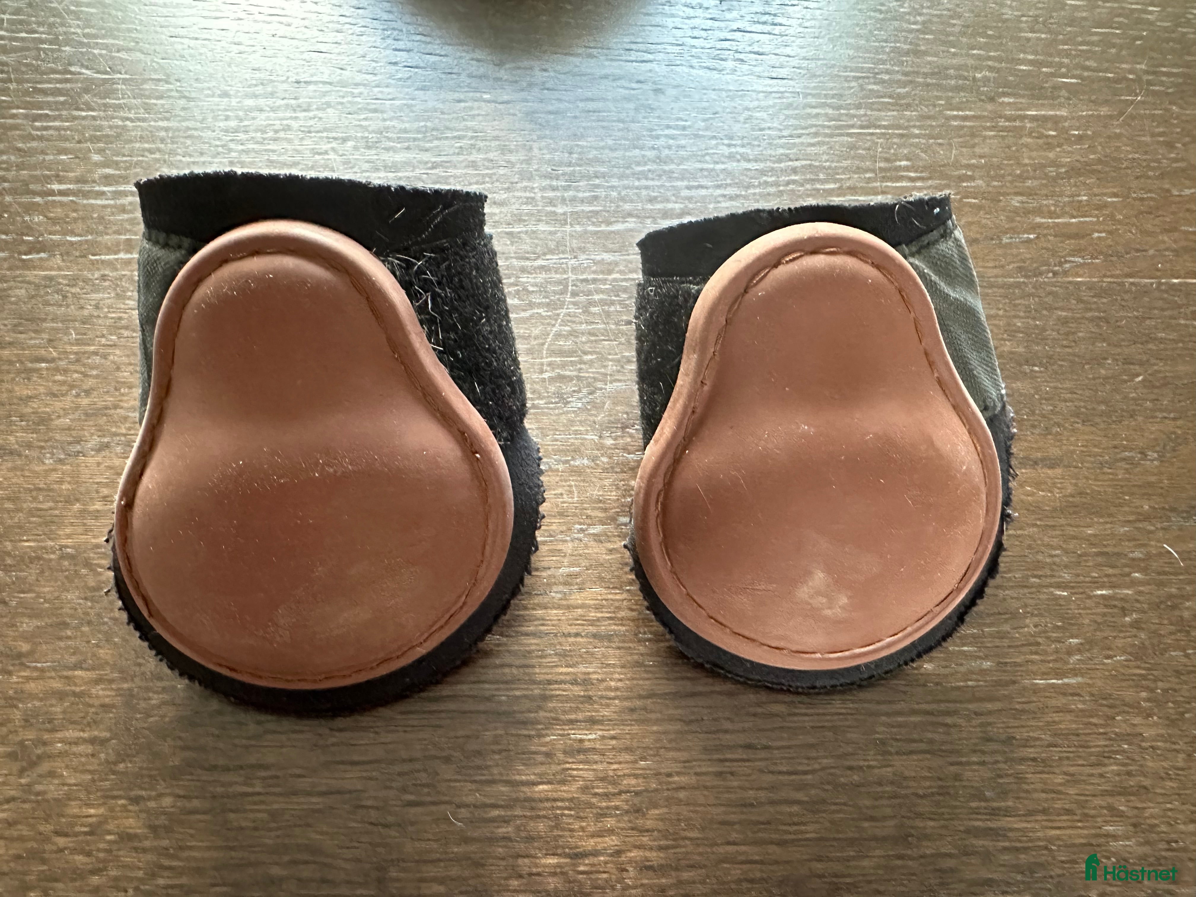 Benskydd hästutrustning till salu: Eskadron skydd i Söderköping - Annons 10