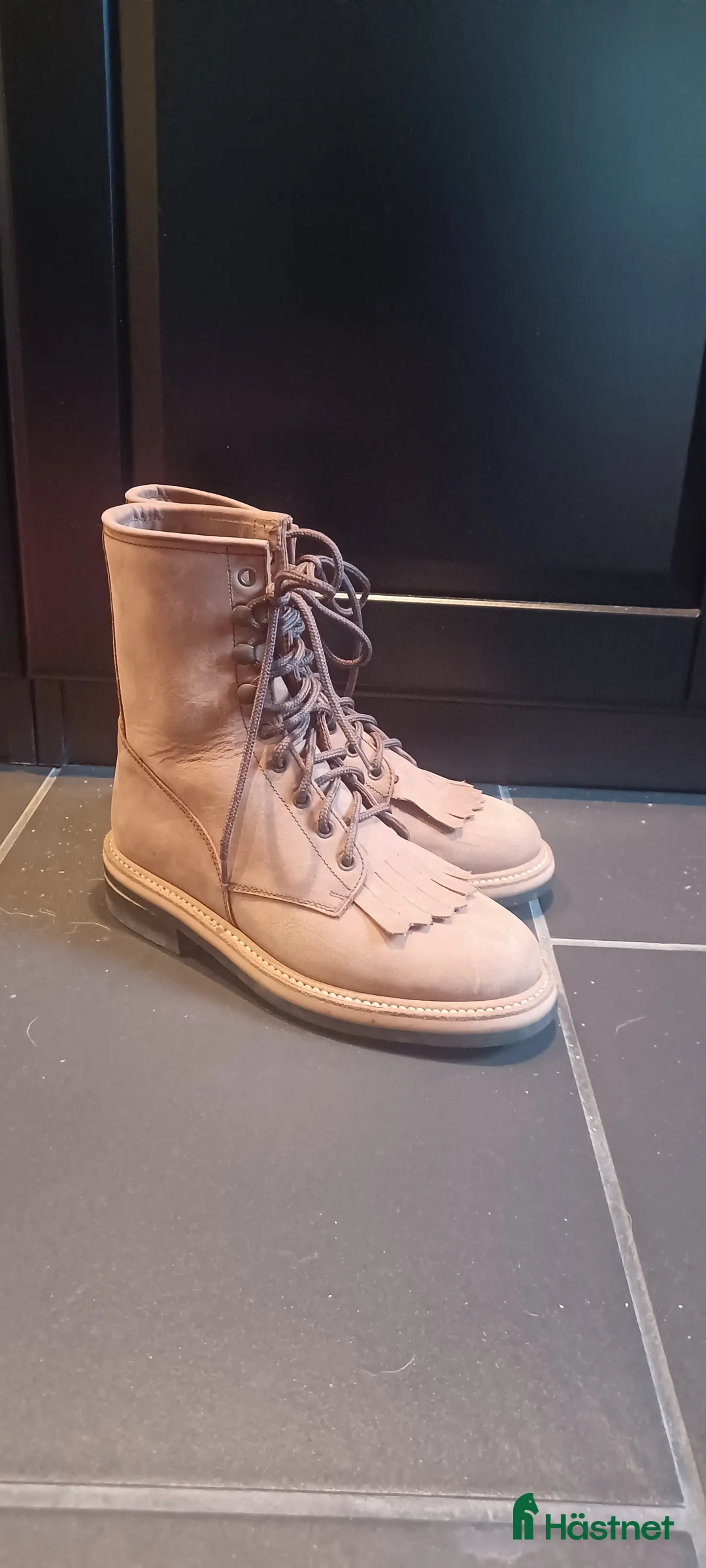 Ridstövlar ryttarutrustning till salu: Westernkänga 36 i Skultuna - Annons 1