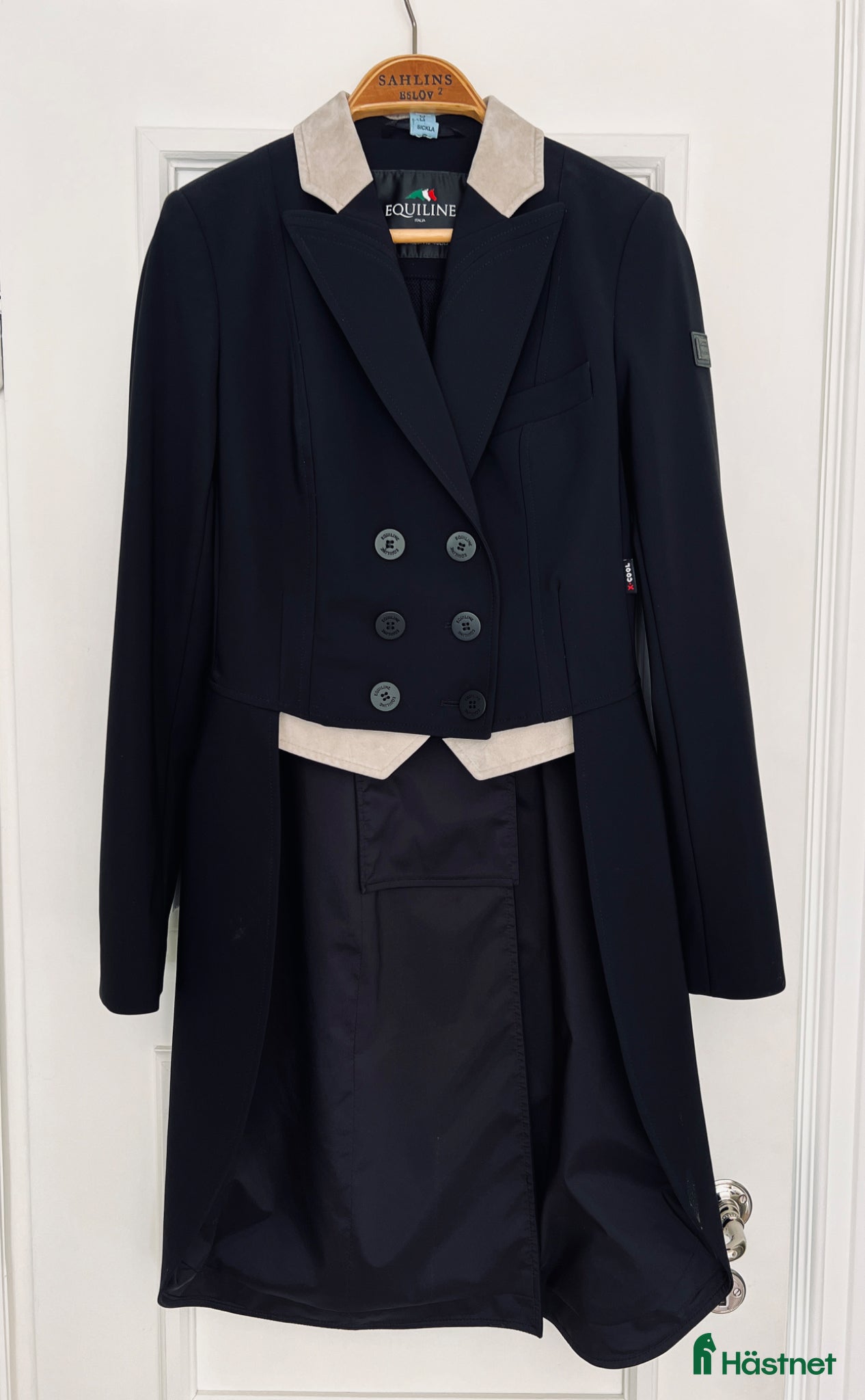 Jackor & Kavajer ryttarutrustning till salu: Equiline Dresssyfrack - Annons 6