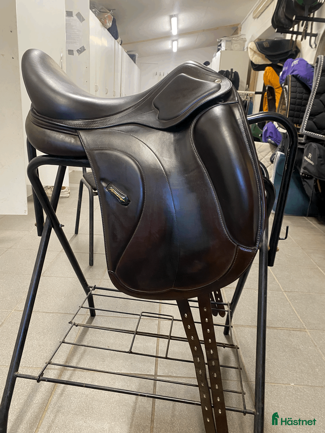 Sadlar hästutrustning till salu: Superfin dressyrsadel - Annons 1