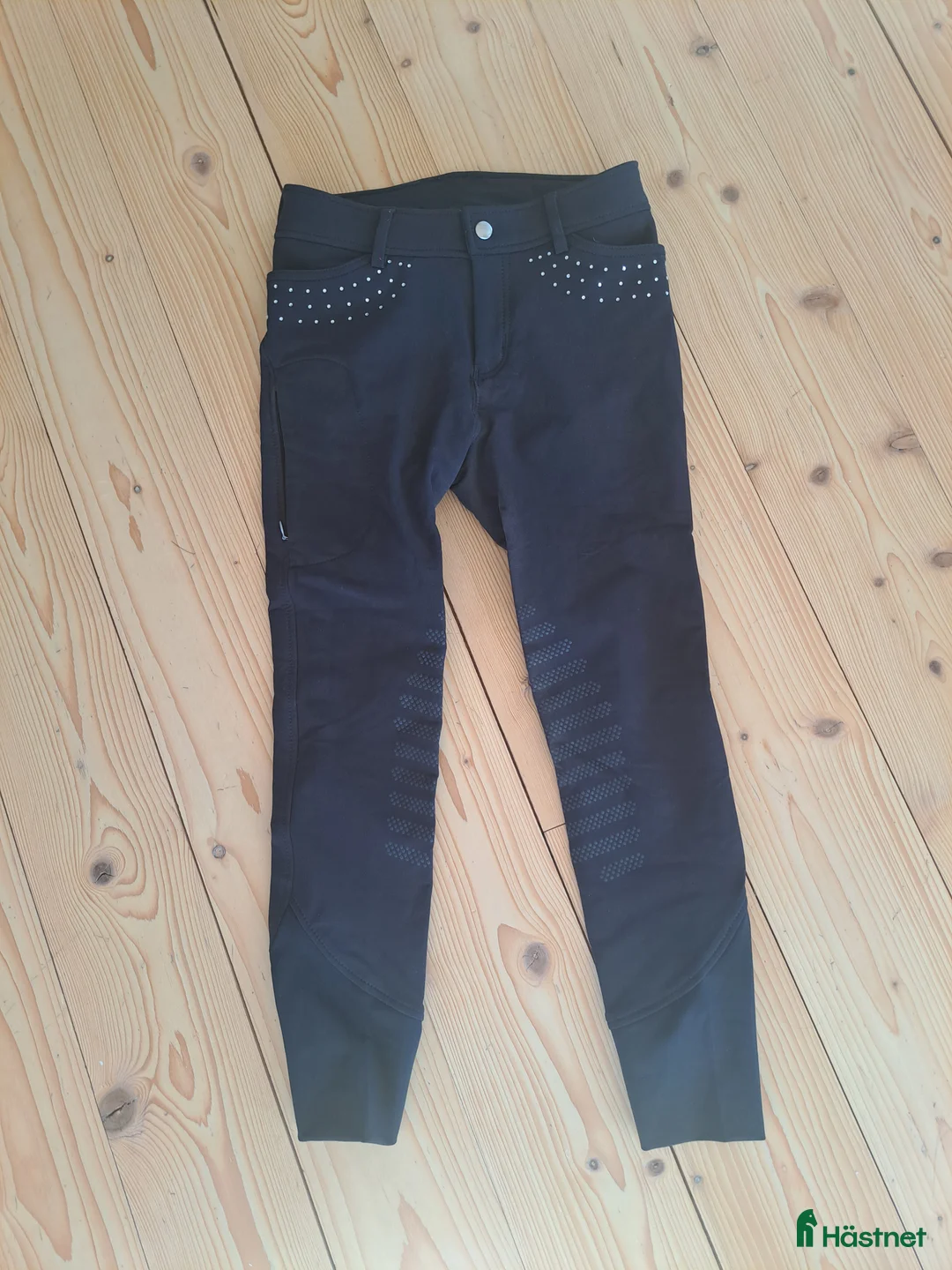 Ridbyxor ryttarutrustning till salu: CRW ridbyxor till bra pris! i Ljusterö - Annons 1