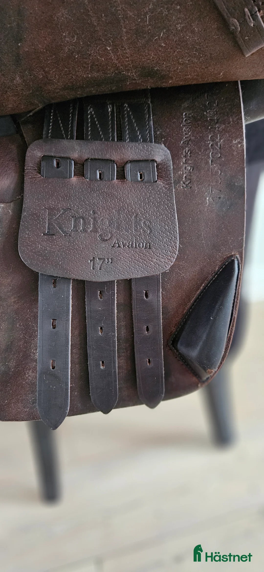 Sadlar hästutrustning till salu: Knights Avalon 17" Brun i Västervik - Annons 2