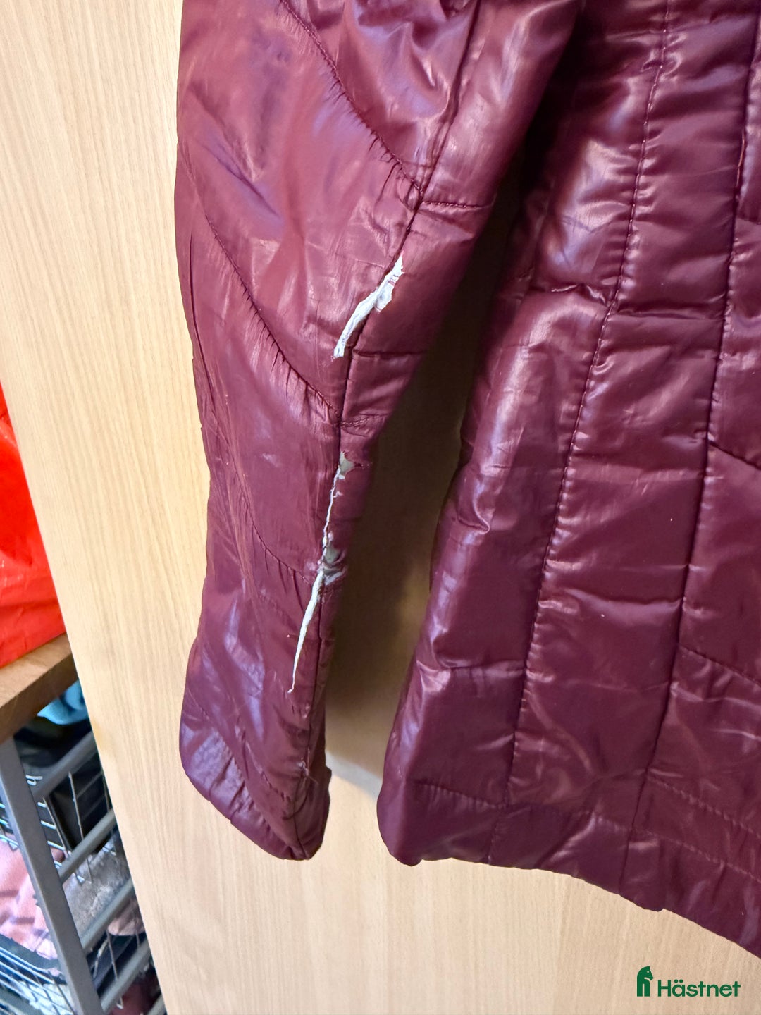 Jackor & Kavajer ryttarutrustning till salu: Lättviktsjacka i Vendelsö - Annons 3