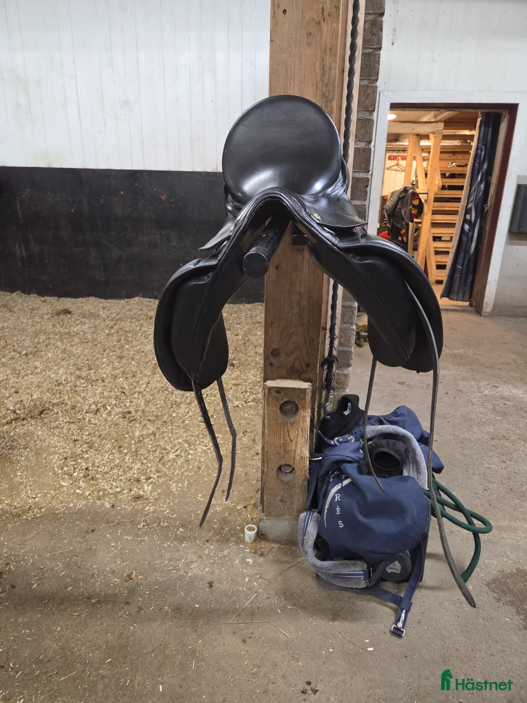 Sadlar hästutrustning till salu: Pfiff amaretto i Norrköping - Annons 3