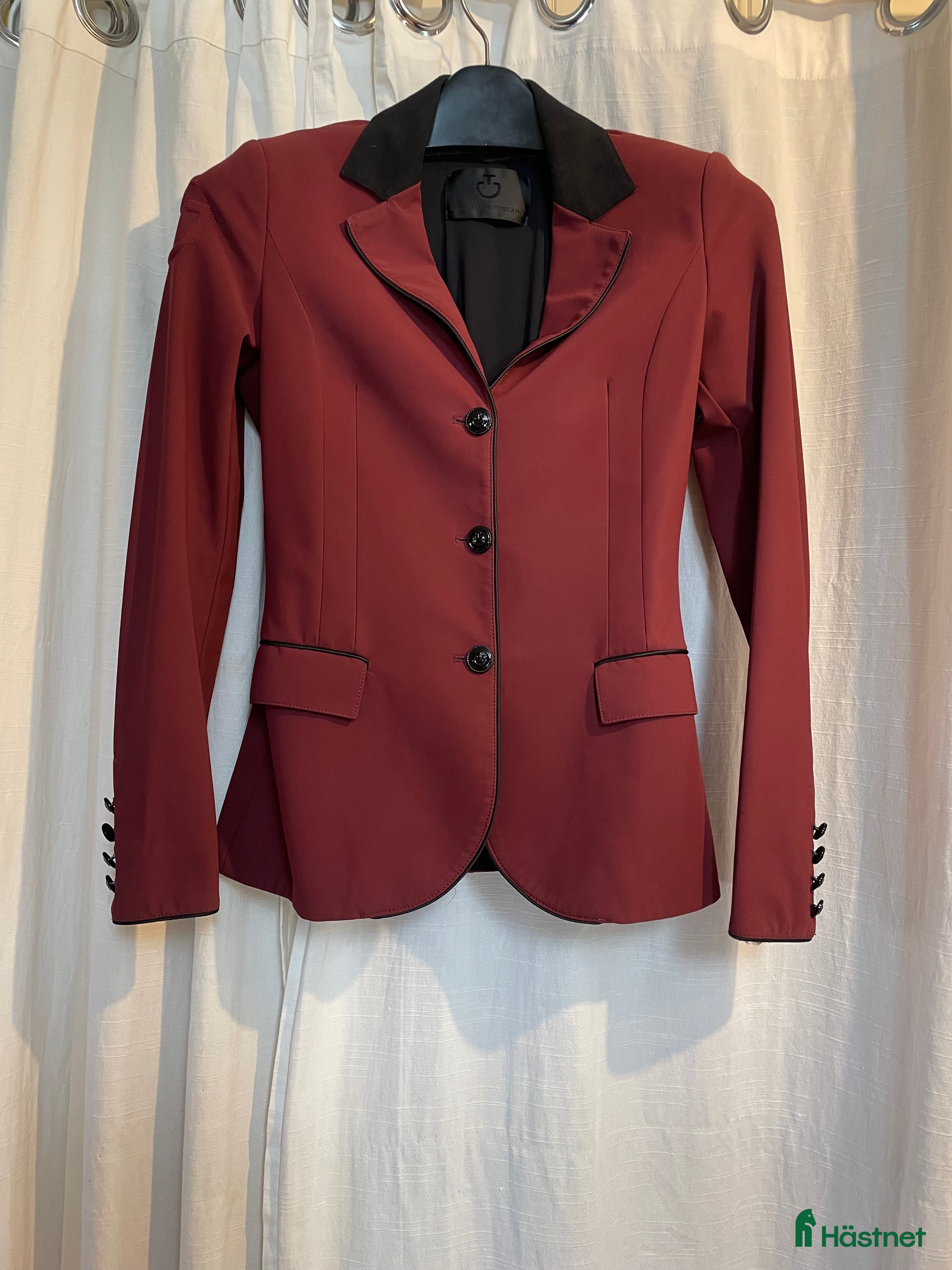 Jackor & Kavajer ryttarutrustning till salu: Cavalleria Toscana GP Kavaj i Lerdala - Annons 2