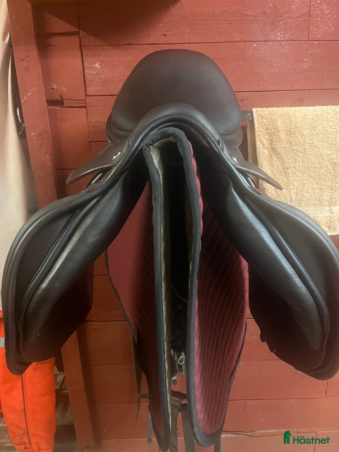 Sadlar hästutrustning till salu: Michel Robert CPS i NYSKICK! i Kumla - Annons 8