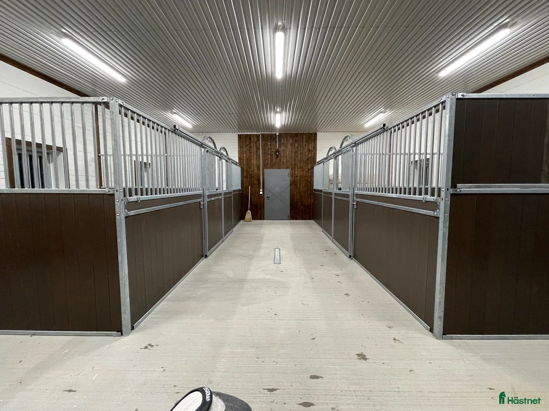 Stallinredning, stängsel & gård övrig utrustning till salu: Stallinredning från LRS i Byske - Annons 1