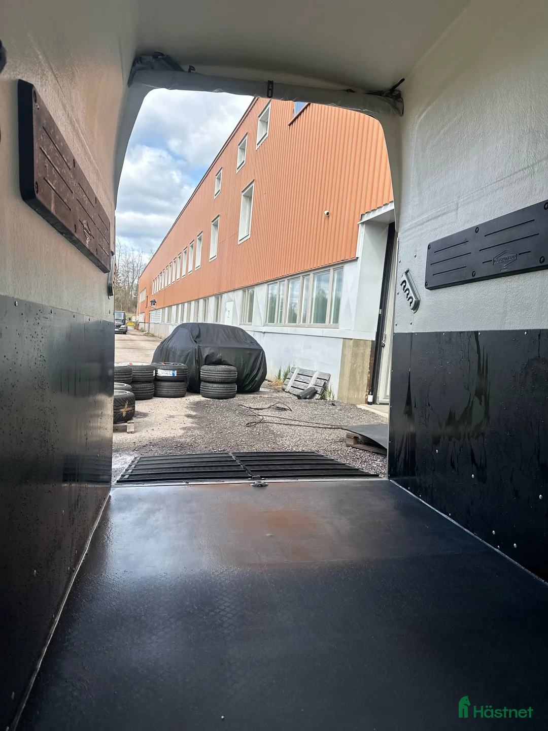 Hästtransporter  fordon & transport till salu: Böckman Comfort - nyskick momsad!  i Sundsvall - Annons 11