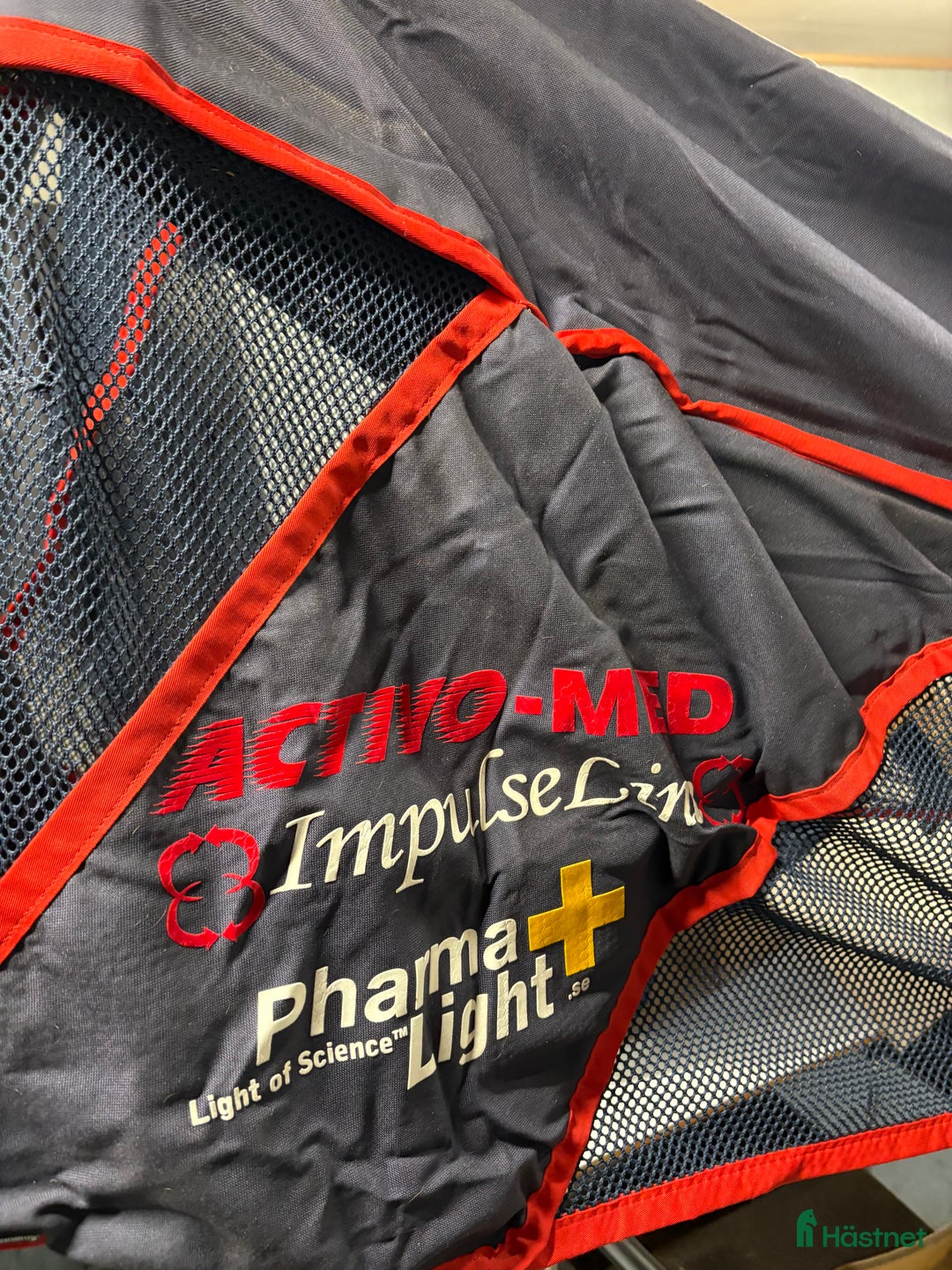 Övrig Hästutrustning hästutrustning till salu: ActivoMed Magnettäcke inkl benskydd i Klagstorp - Annons 1