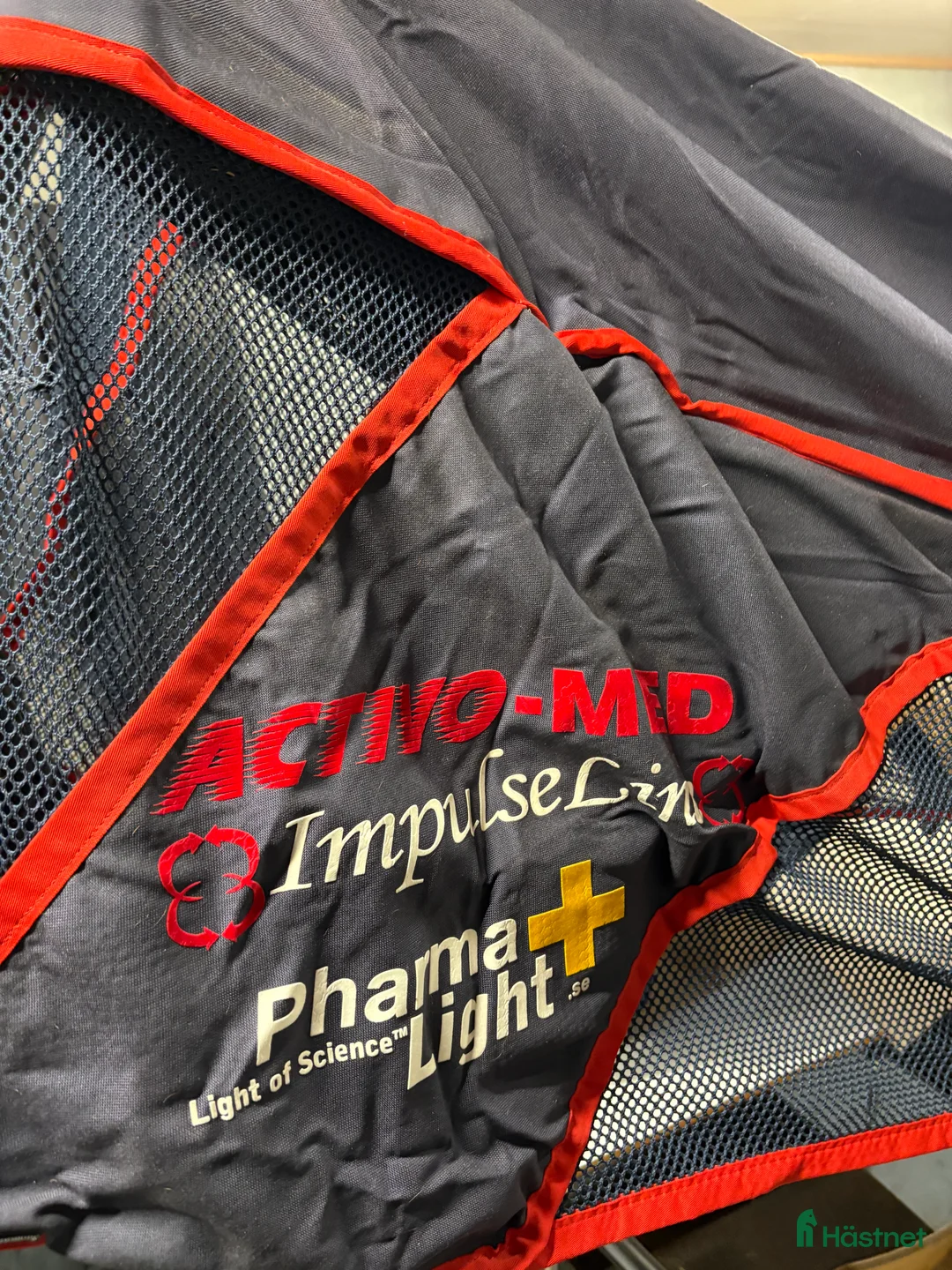 Övrig Hästutrustning hästutrustning till salu: ActivoMed Magnettäcke inkl benskydd i Klagstorp - Annons 1