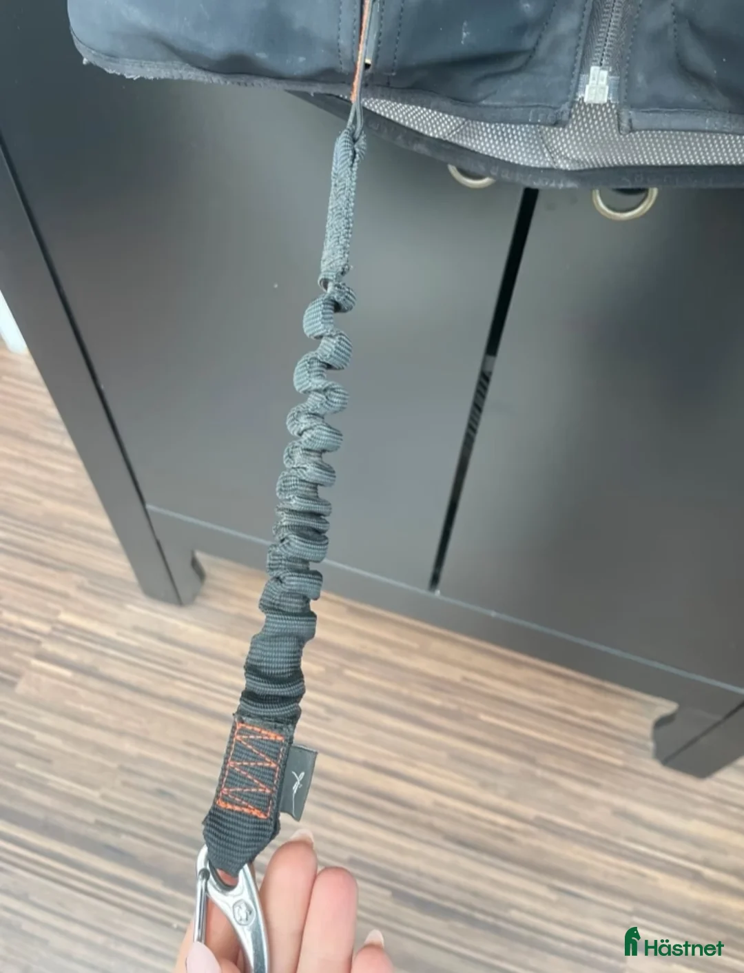 Säkerhetsvästar ryttarutrustning till salu: Freejump Airbagväst M Regular - Annons 5