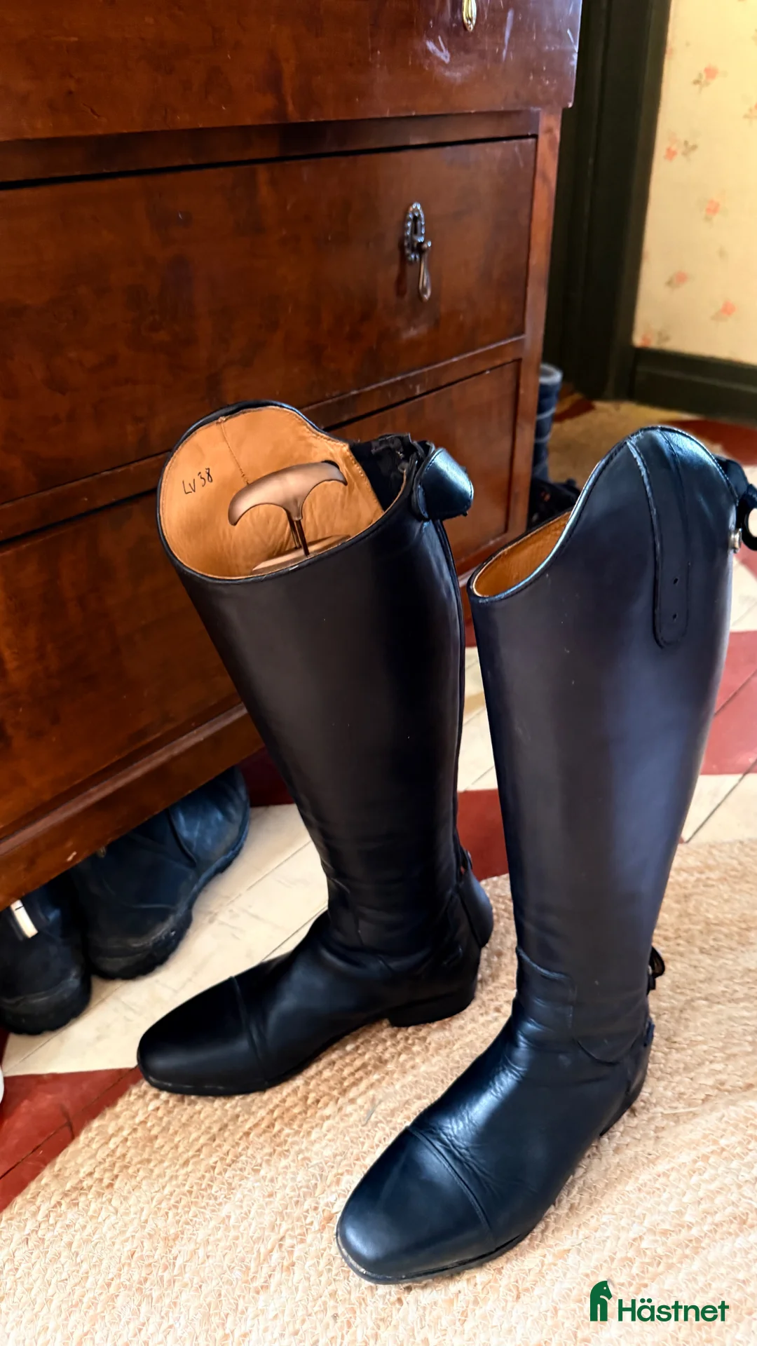 Ridstövlar ryttarutrustning till salu: Fina ridstövlar  - Annons 2