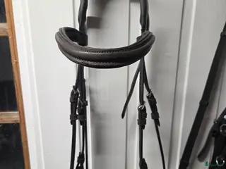 Träns hästutrustning till salu: HS dressyr träns - Annons 2