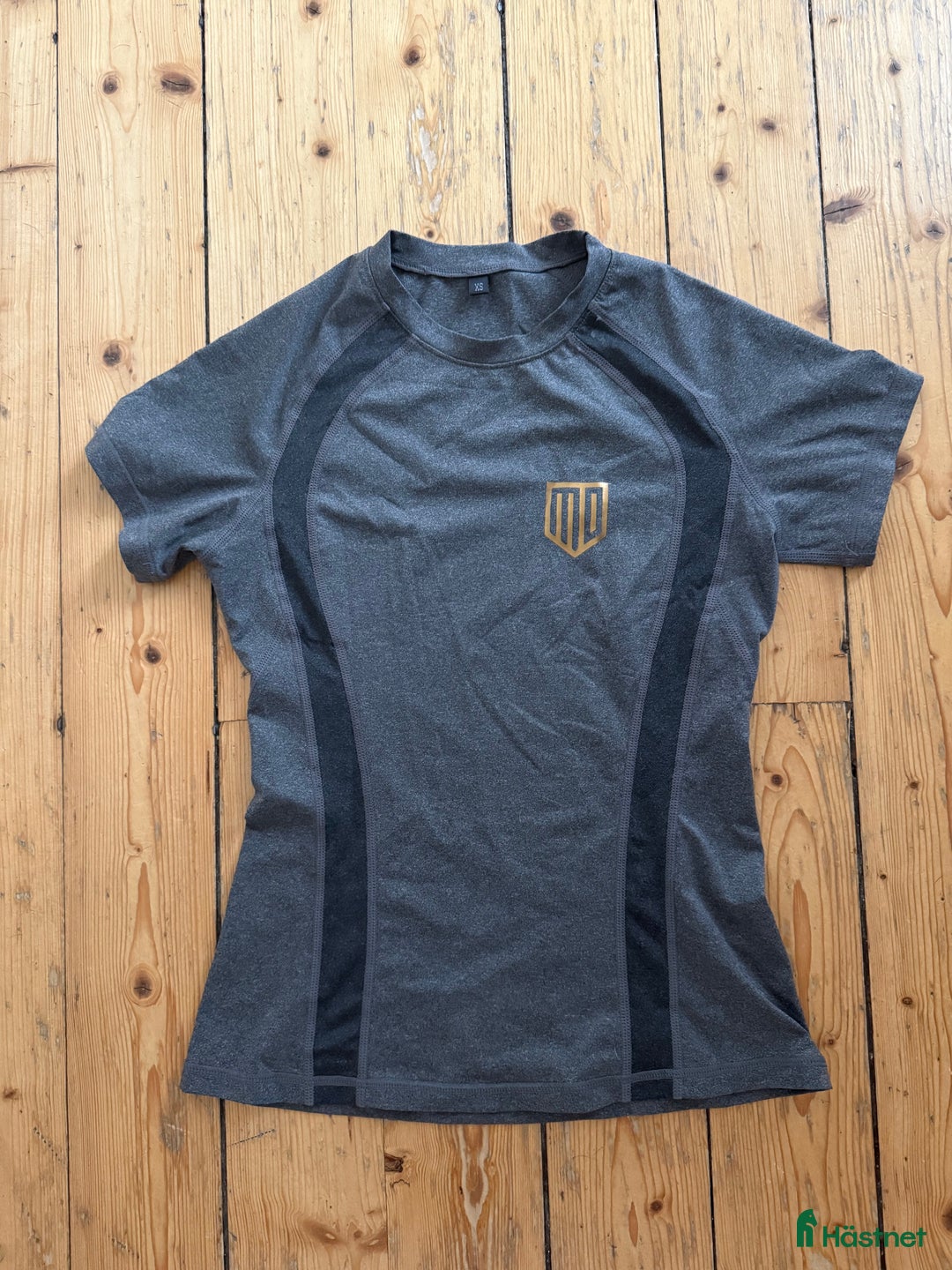 Övrigt Ridkläder ryttarutrustning till salu: Maya Delorez tröja  i Uppsala - Annons 1