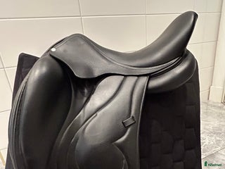 Sadlar hästutrustning till salu: Antares cadence i Lysvik - Annons 4