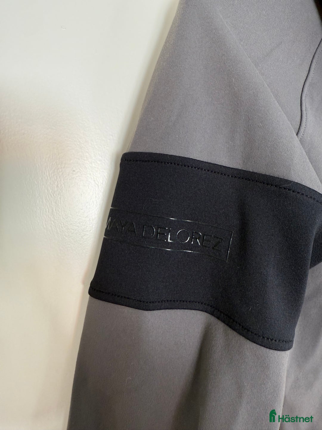 Jackor & Kavajer ryttarutrustning till salu: Maya Delorez i Halmstad - Annons 4