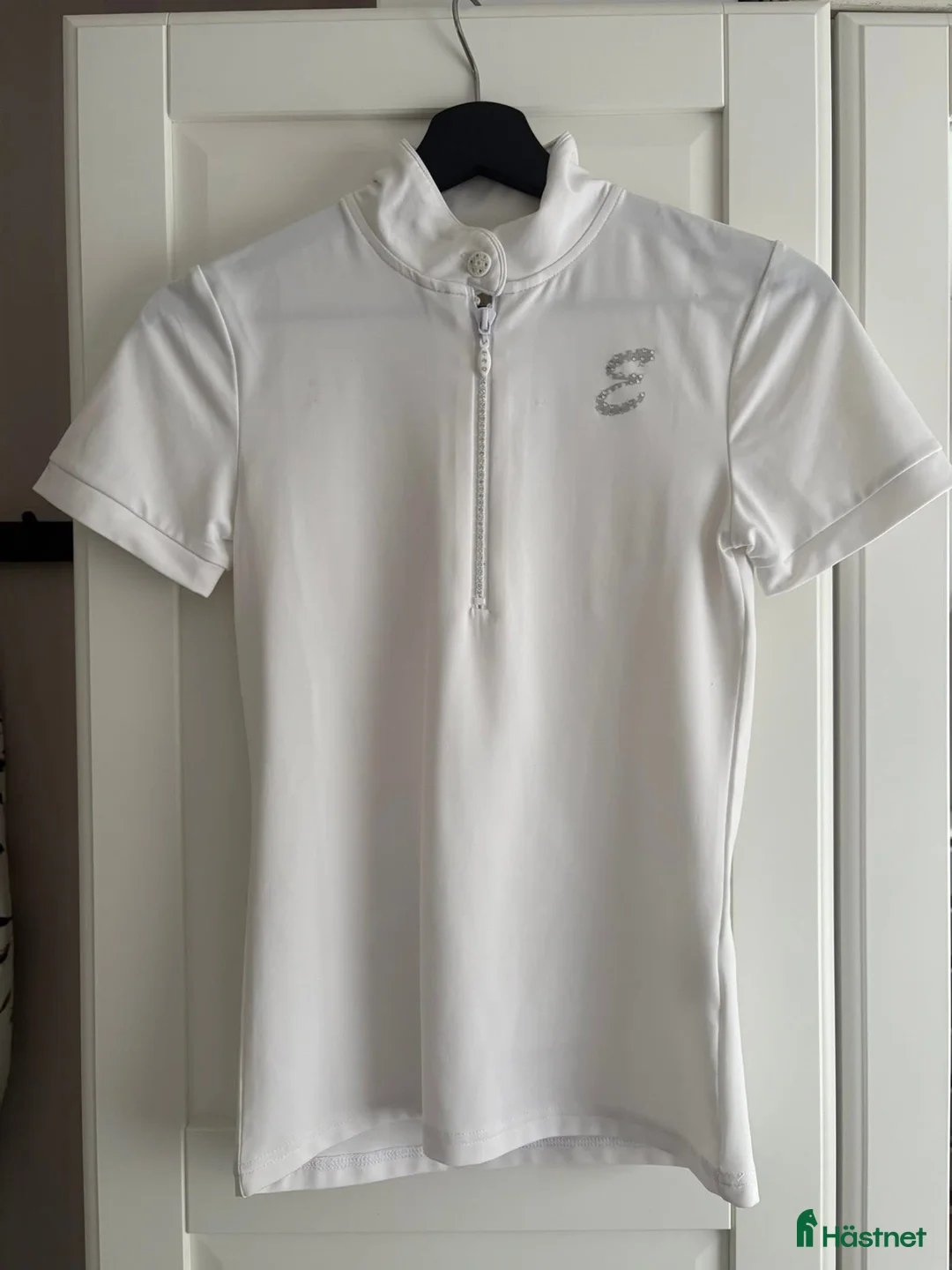 Jackor & Kavajer ryttarutrustning till salu: Tävlingskläder i Borlänge - Annons 2