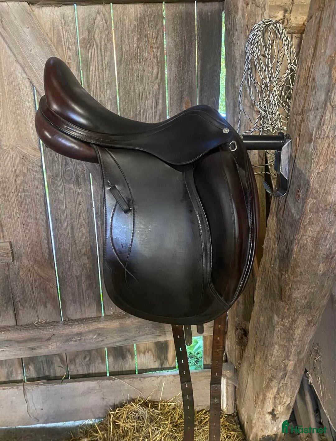 Sadlar hästutrustning till salu: Equipe olympia i Köping - Annons 1