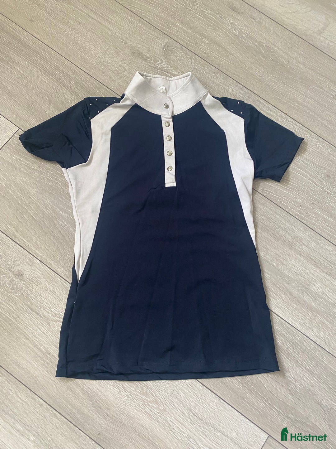 Övrigt Ridkläder ryttarutrustning till salu: Marinblå Tävlingspiké till salu i Arlöv - Annons 1