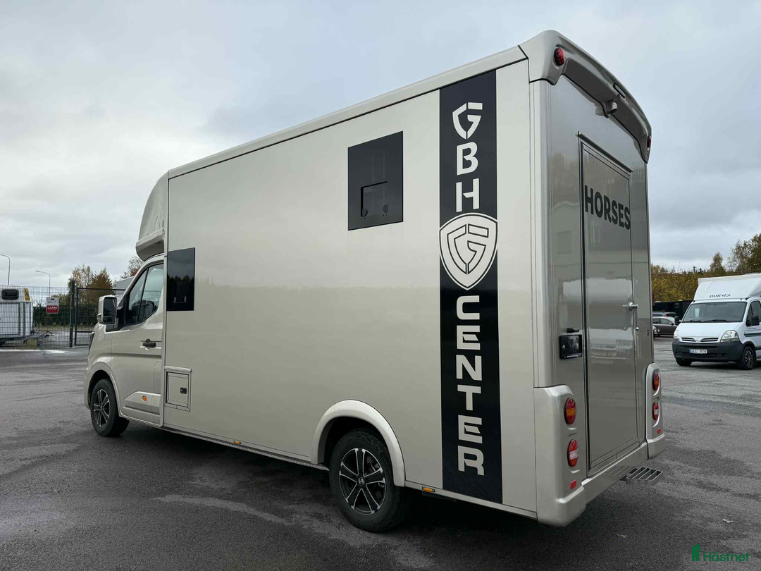 Hästlastbilar  fordon & transport till salu: NORDIC HORSE 5 STUTERI *HÖG LASTVIKT* i Köping - Annons 4