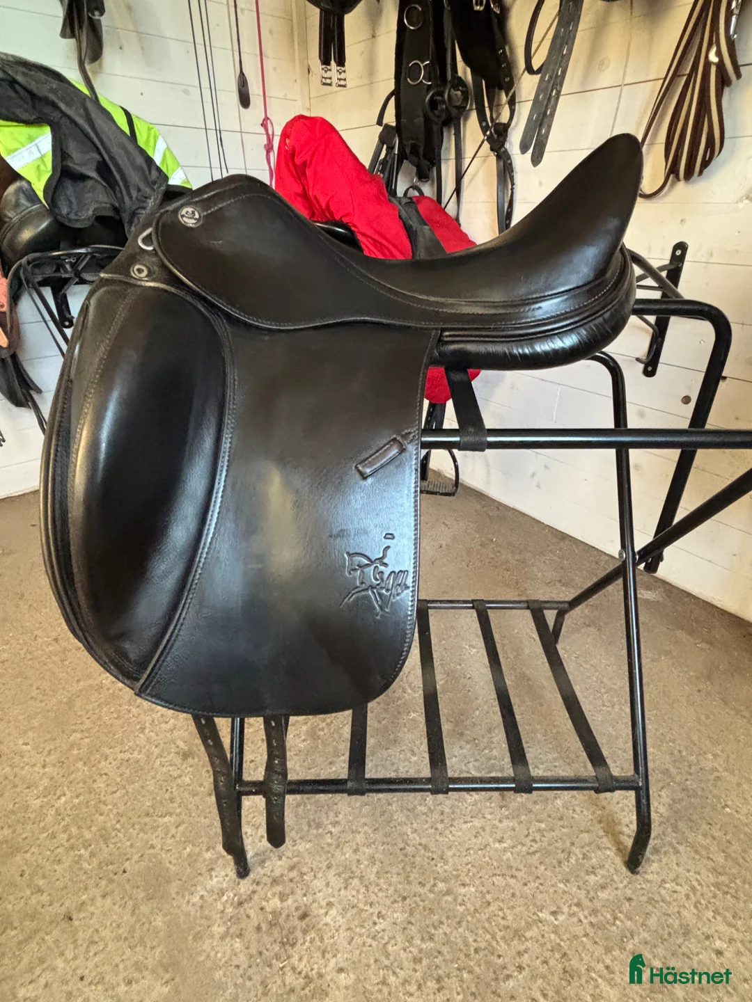 Sadlar hästutrustning till salu: Prestige X-Helen prisvärd! - Annons 1