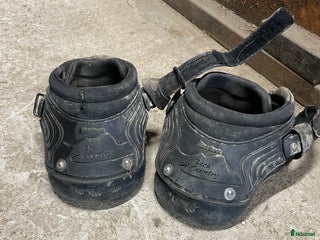 Övrig Hästutrustning hästutrustning till salu: Barfotaboots i Rimbo - Annons 2