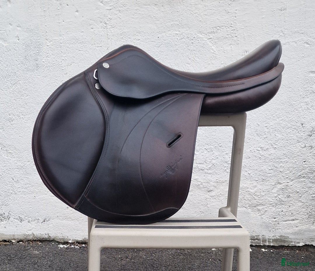 Sadlar hästutrustning till salu: Equipe Expression Special i Matfors - Annons 1