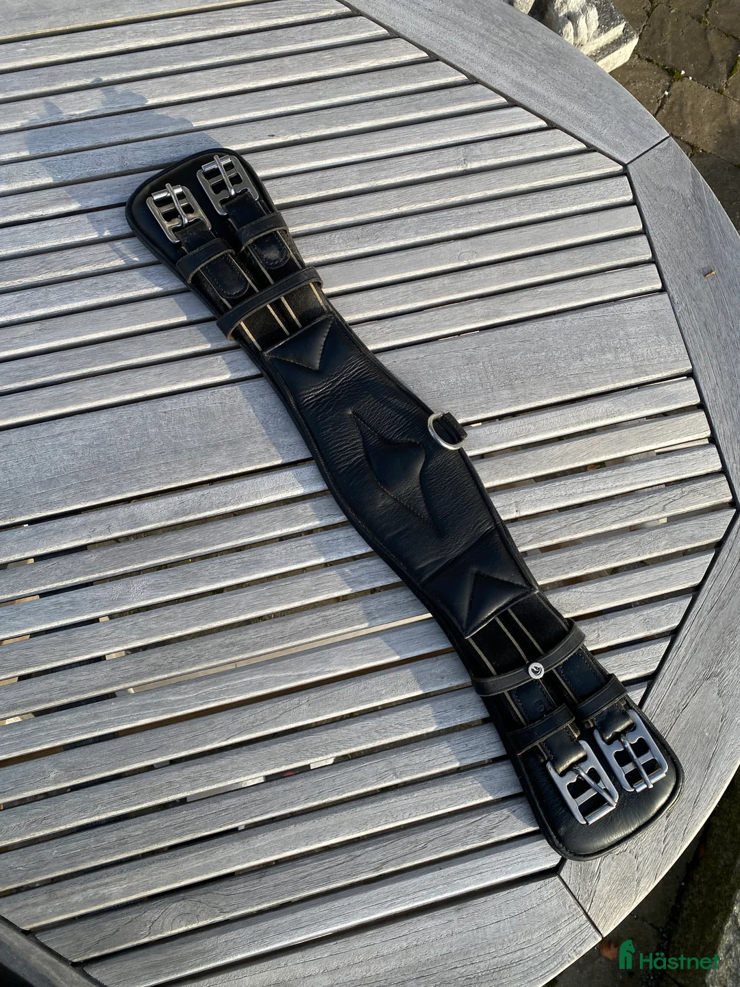 Sadeltillbehör hästutrustning till salu: Dressyrgjord i Ytterby - Annons 1