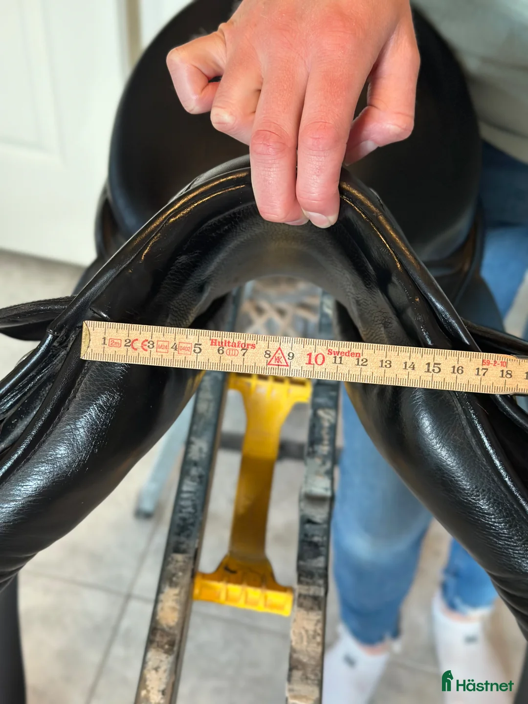 Sadlar hästutrustning till salu: Välvårdad dressyrsadel  - Annons 4