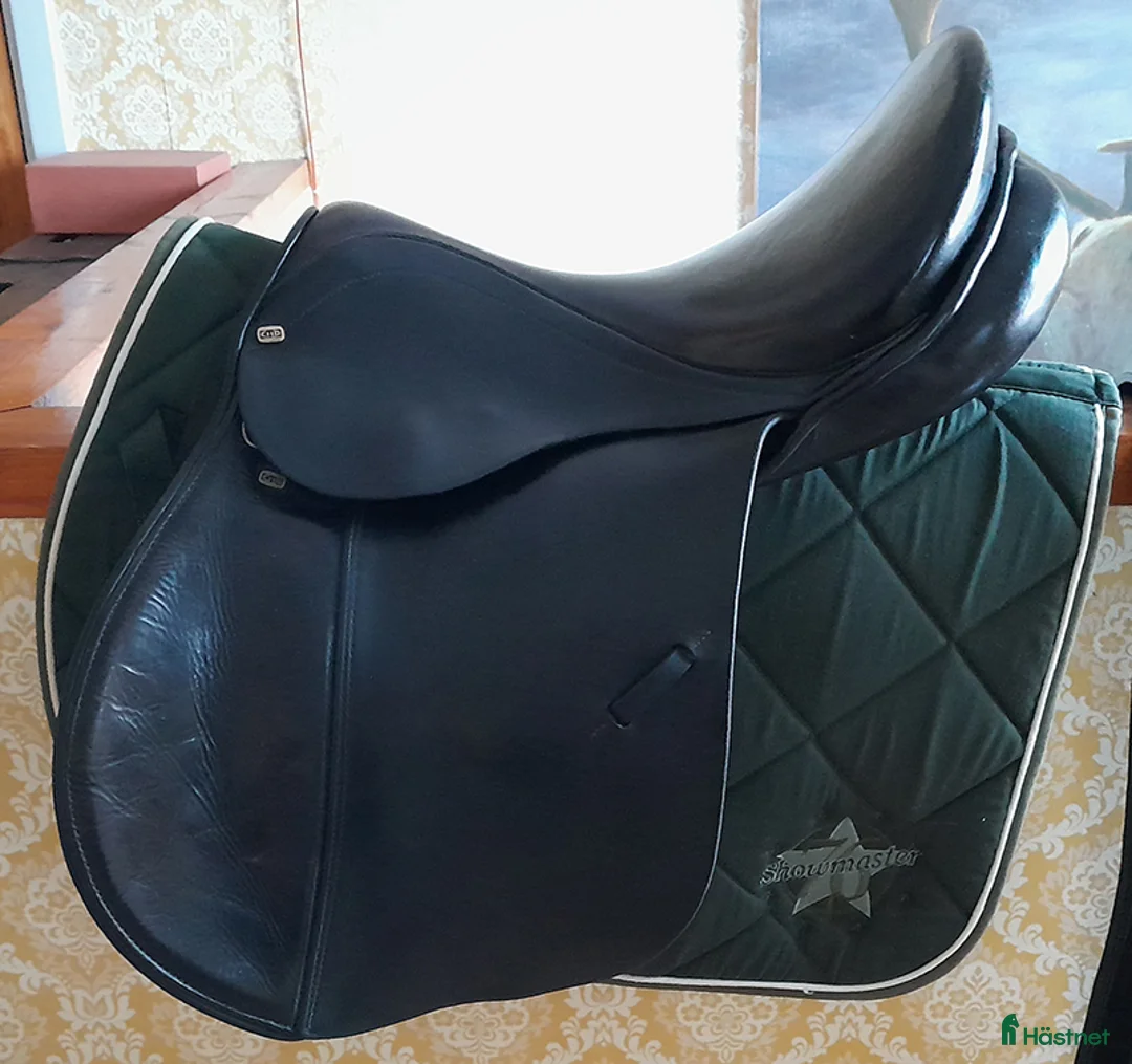 Sadlar hästutrustning till salu: Vid 33 bomvidd CTD Stubben St Martin  i Gammelstad - Annons 1