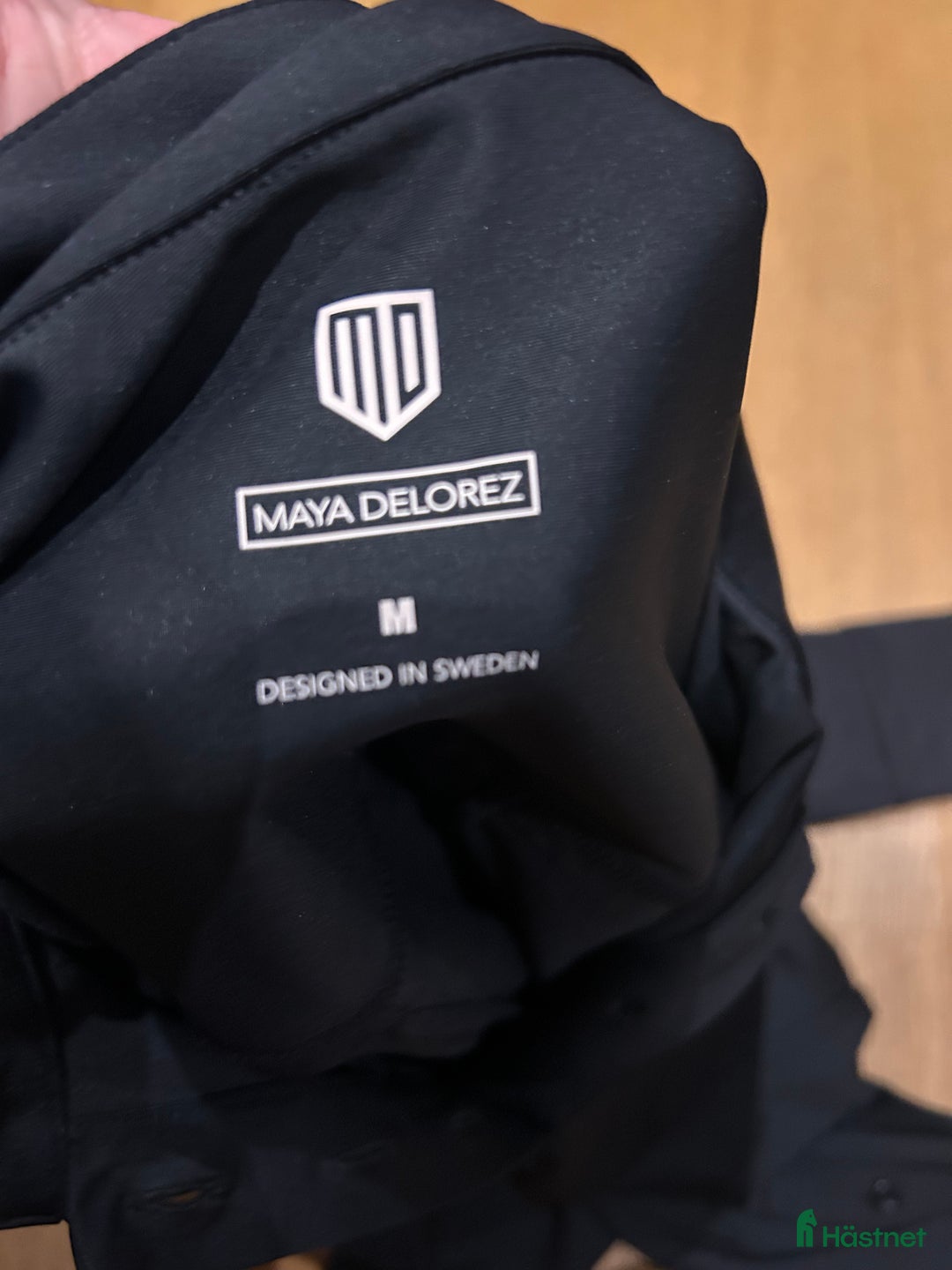 Övrigt Ridkläder ryttarutrustning till salu: Supersnygg Maya Delorez tröja!! i Vallda - Annons 4