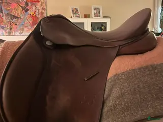 Sadlar hästutrustning 2 Sadlar säljes - Annons 4