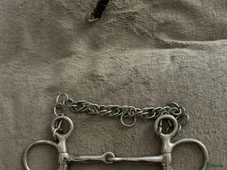 Bett hästutrustning till salu: Tvådelat pelhambett 12,5 från Hansbo i Löddeköpinge - Annons 1