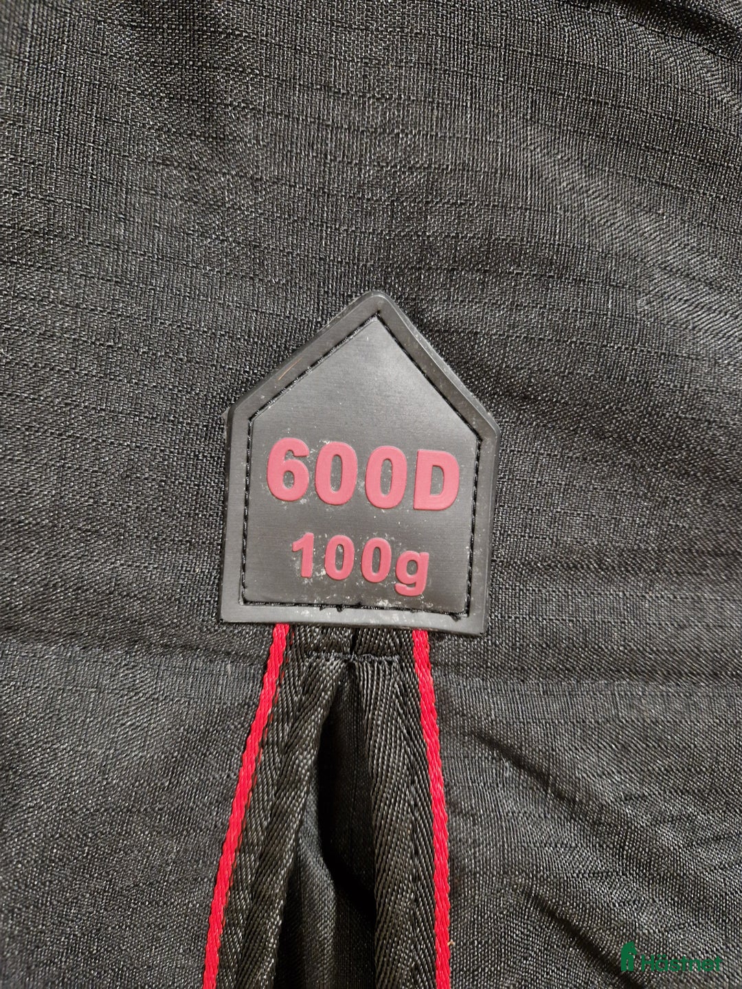 Täcken hästutrustning till salu: Lippo Supreme stalltäcke i Svenstavik - Annons 3