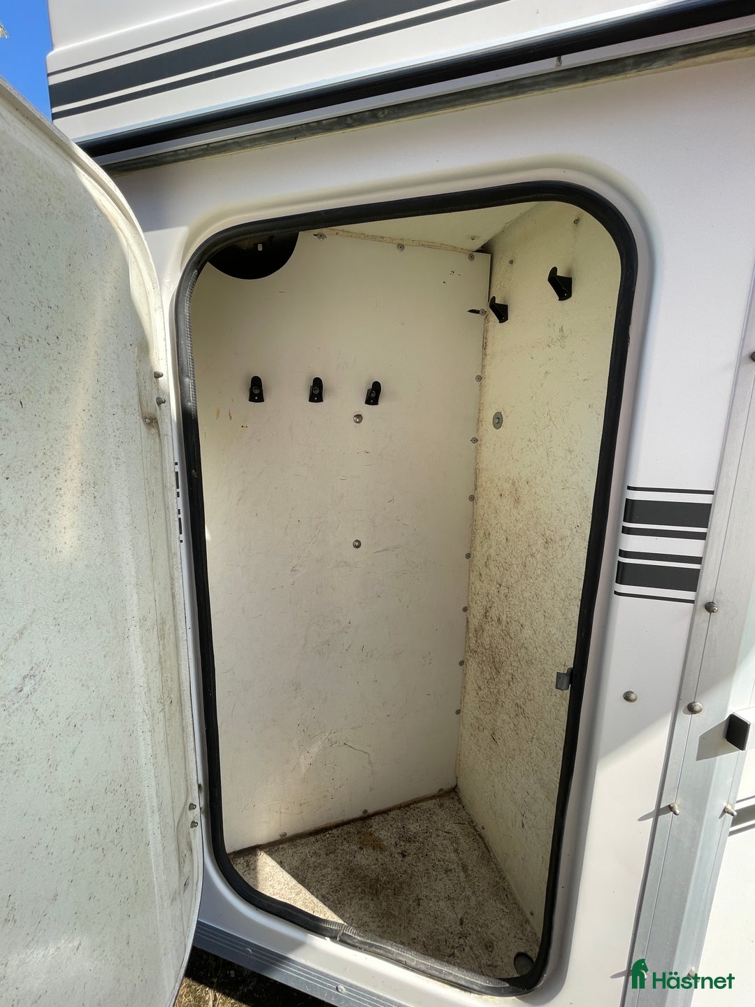 Hästtransporter  fordon & transport till salu: Välutrustad Boj Bravo 220 SEH i Hyltebruk - Annons 6