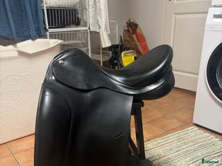 Sadlar hästutrustning till salu: Prestige Hippo i Klippan - Annons 2