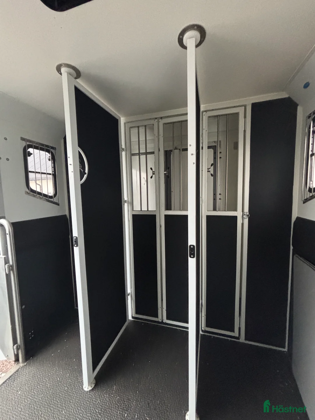 Hästlastbilar  fordon & transport till salu: IVECO C-kortsbil i Laholm - Annons 3